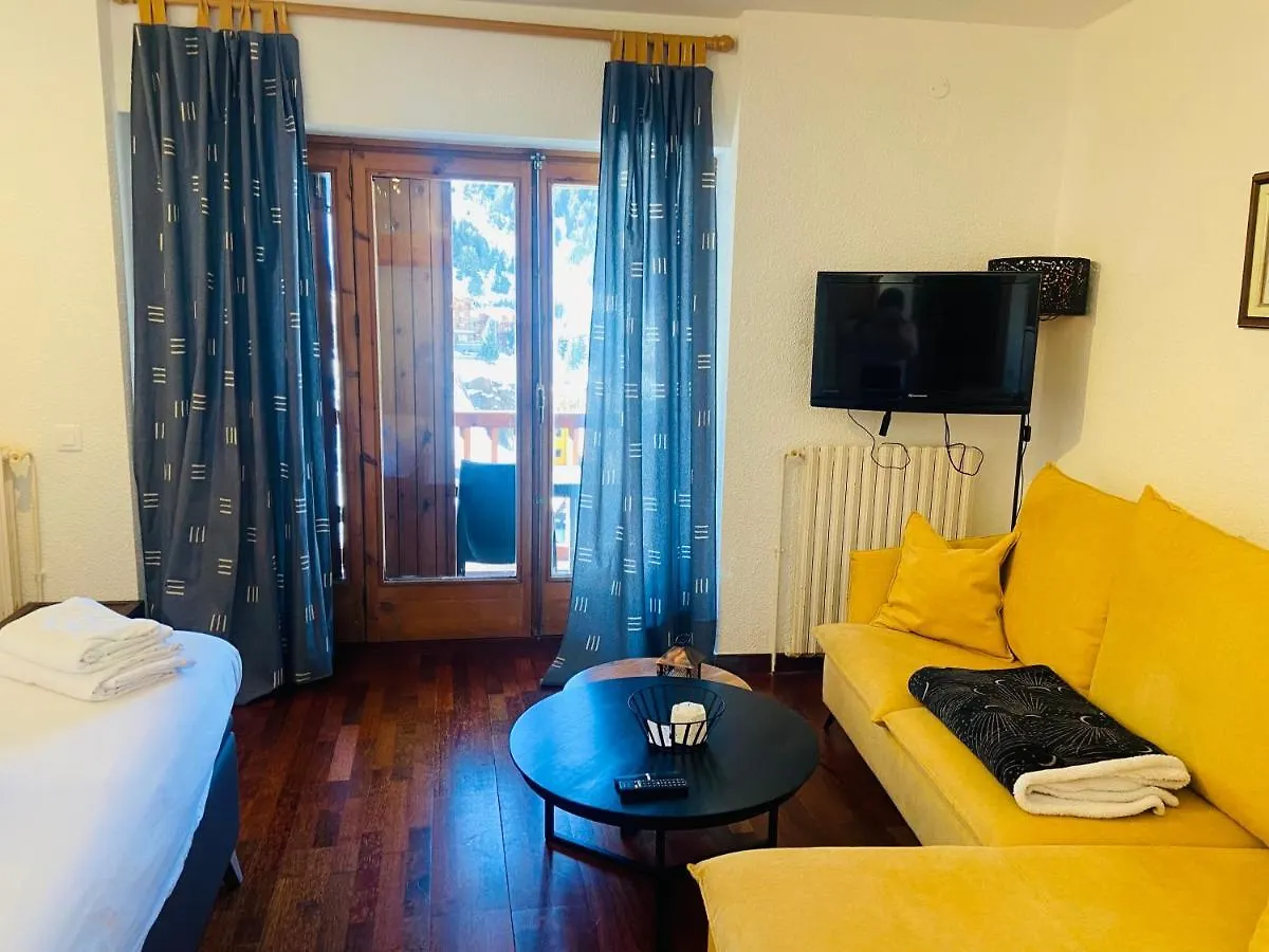 Mikka Querol Apartment El Tarter